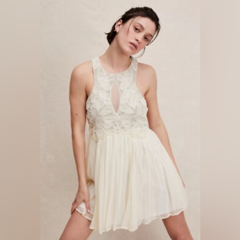 Embellished Ivory Beaded Chiffon Cocktail Dress